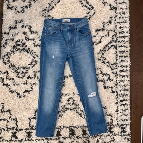 Madewell 9" High-Rise Skinny Jeans in Sadie Wash - Picture 2 of 13